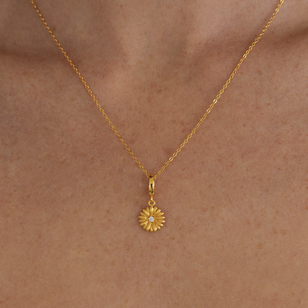Daisy Flower Charm
